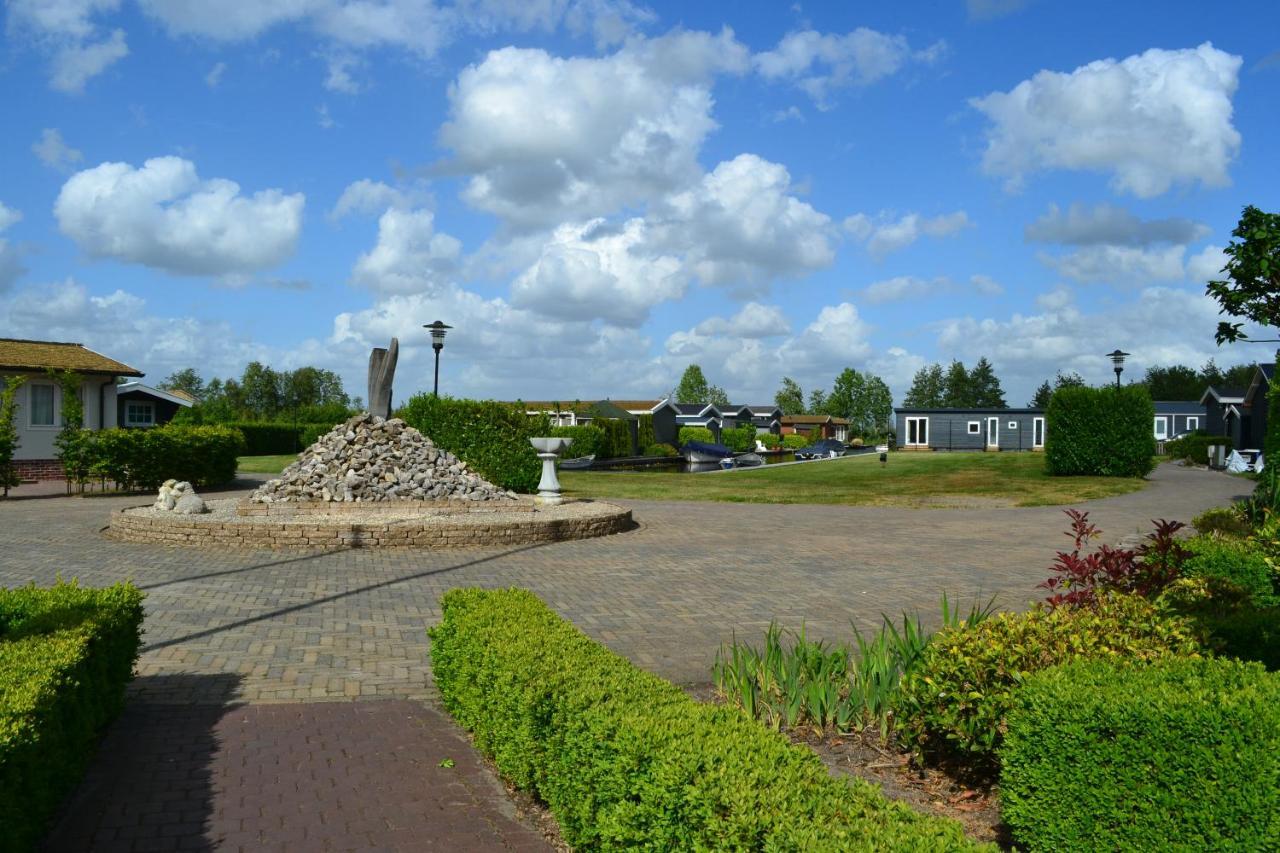 Wuivend Riet Gelegen Op Resort Venetie Giethoorn Eksteriør bilde